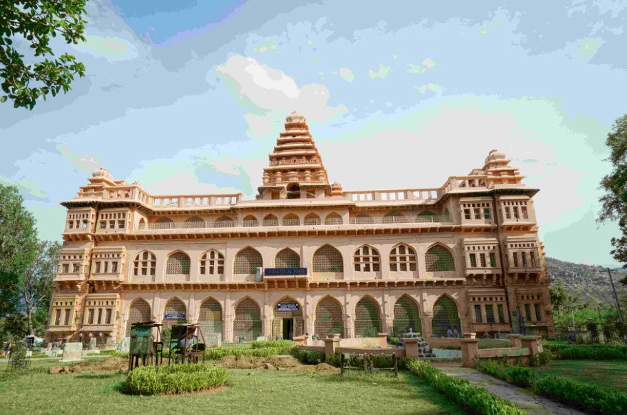 Chandragiri Archaeological Museum, Chittoor, Andhra Pradesh - Vushii.com Chandragiri Archaeological Museum, Chittoor, Andhra Pradesh - Vushii.com